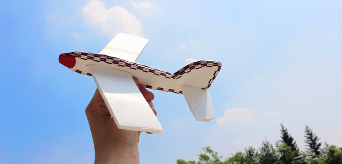 Aereo che vola! Dal riciclo creativo di vaschette in polistirolo (TUTORIAL) riciclo creativo