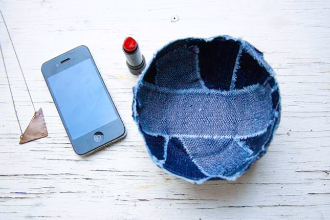 immagine via http://www.brit.co/repurpose-denim/